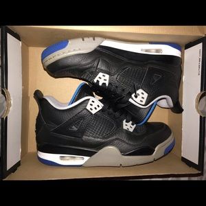 Jordan Retro 4s